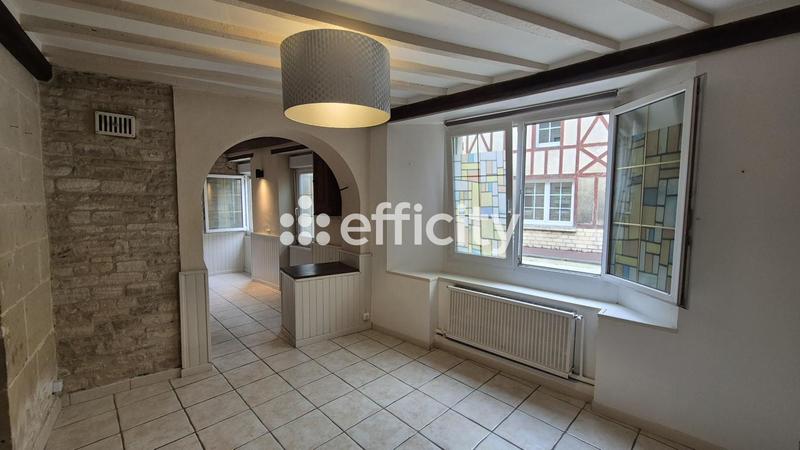 Maison - 230 m² - 10 pièces