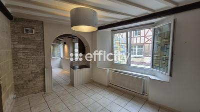 Maison - 230 m² - 10 pièces