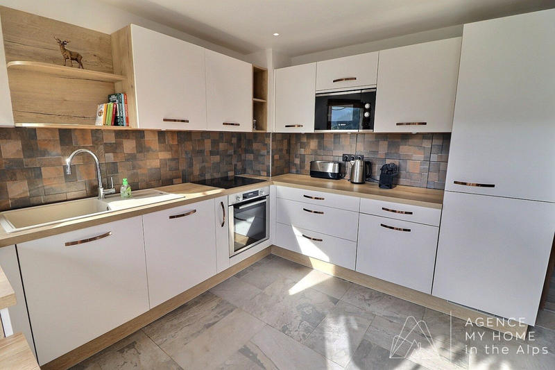 Appartement - 75 m² - 5 pièces