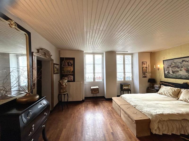 Longère - 165 m² - 8 pièces