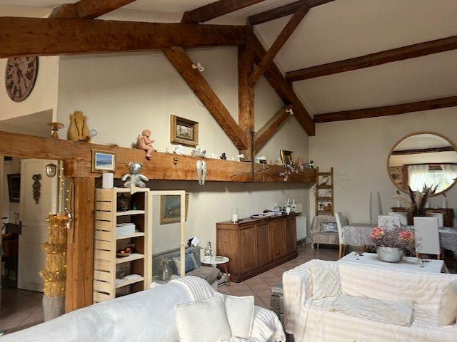 Mas - 500 m² - 10 pièces