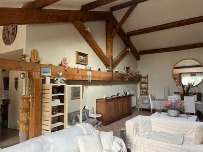 Mas - 500 m² - 10 pièces