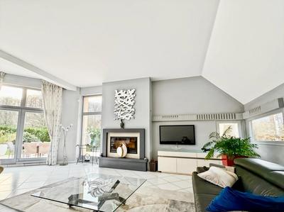 Maison d'architecte - 205 m² - 8 pièces