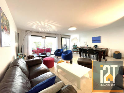 Appartement - 122 m² - 4 pièces