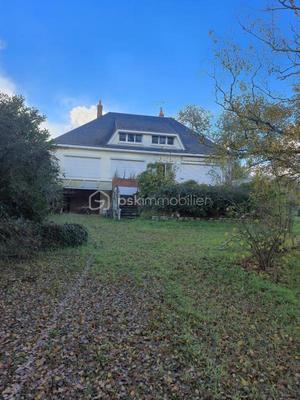 Maison - 162 m² - 6 pièces