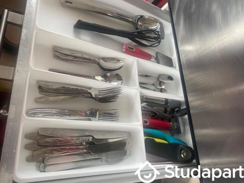 Chambre - 11 m² - 1 pièce