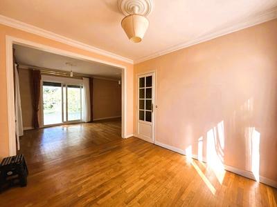 Pavillon - 120 m² - 6 pièces