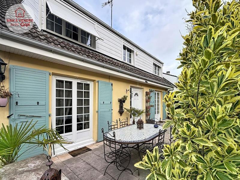 Maison - 121 m² - 6 pièces