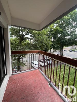 Appartement - 90 m² - 4 pièces