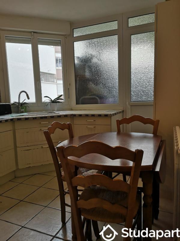 Chambre - 12 m² - 1 pièce