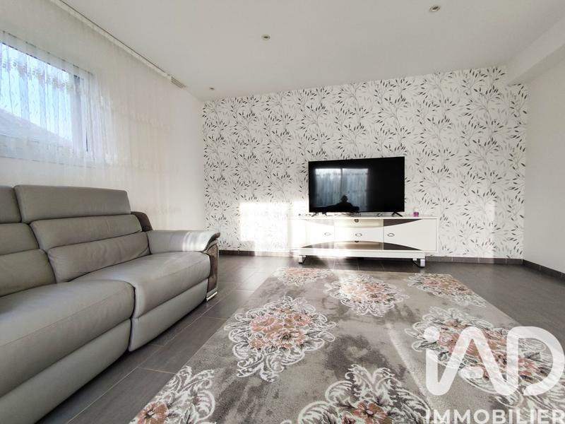 Maison - 127 m² - 7 pièces