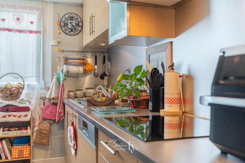 Appartement - 97 m² - 5 pièces