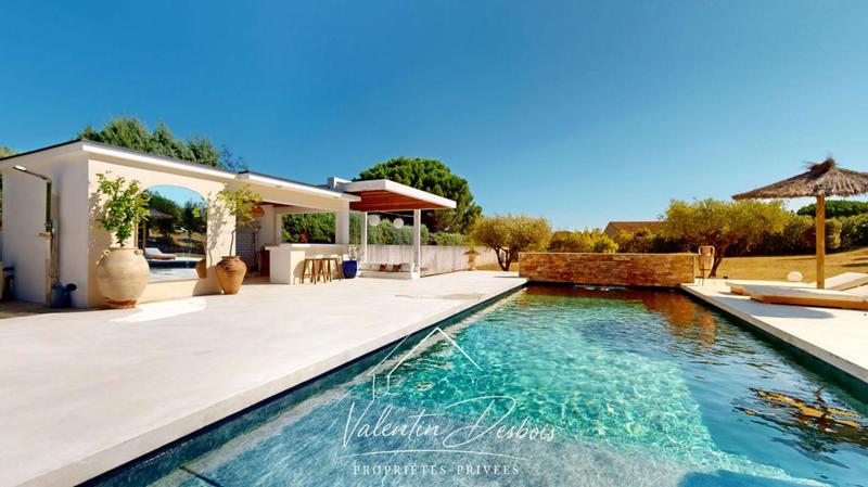 Demeure - 157 m² - 5 pièces