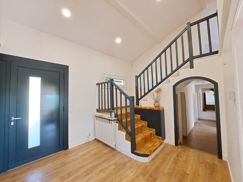 Maison - 190 m² - 6 pièces