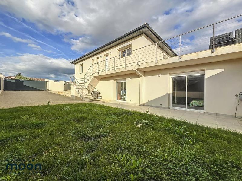 Villa - 155 m² - 6 pièces