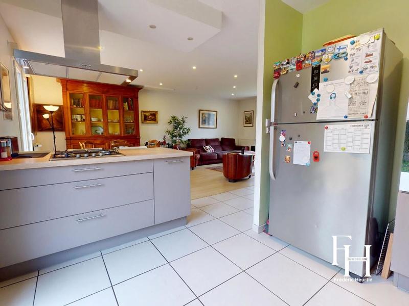 Maison - 112 m² - 7 pièces