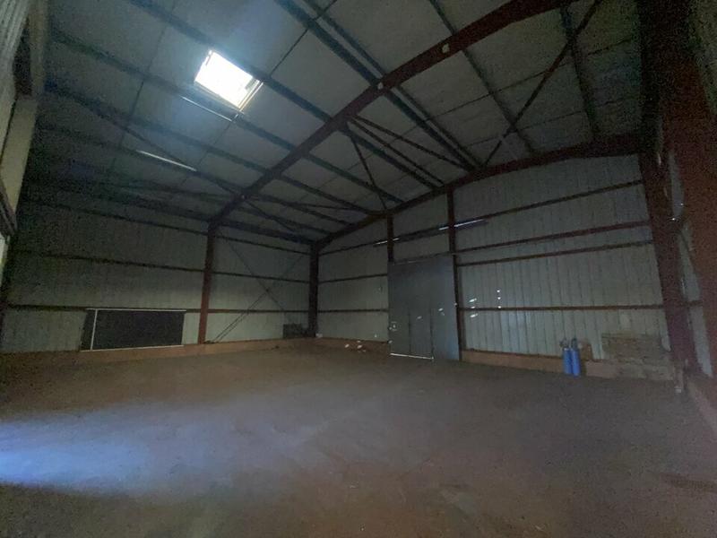 Local commercial - 991 m²