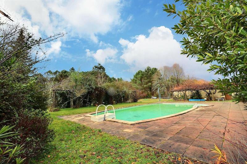 Maison - 160 m² - 7 pièces