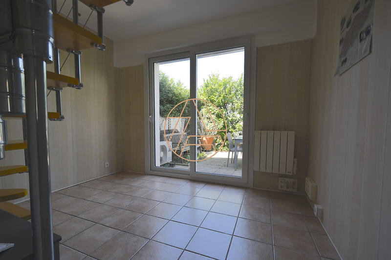 Appartement - 99 m² - 5 pièces
