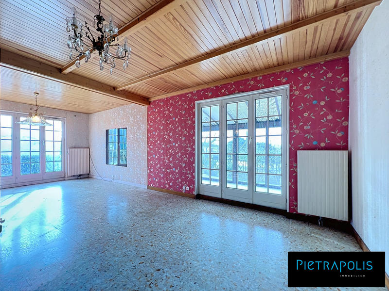 Maison traditionnelle - 132 m² - 6 pièces