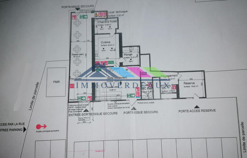 Fonds de commerce - Magasins - 257 m²