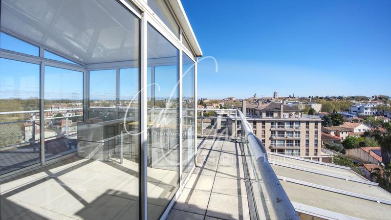 Appartement - 210 m² - 5 pièces