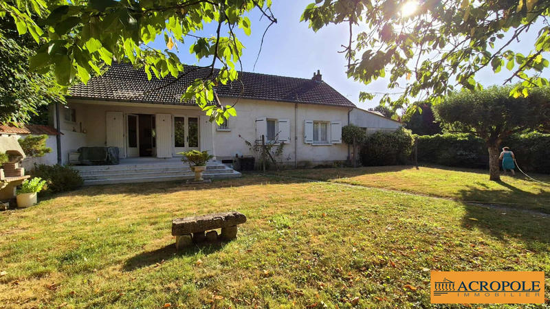 Maison - 95 m² - 4 pièces