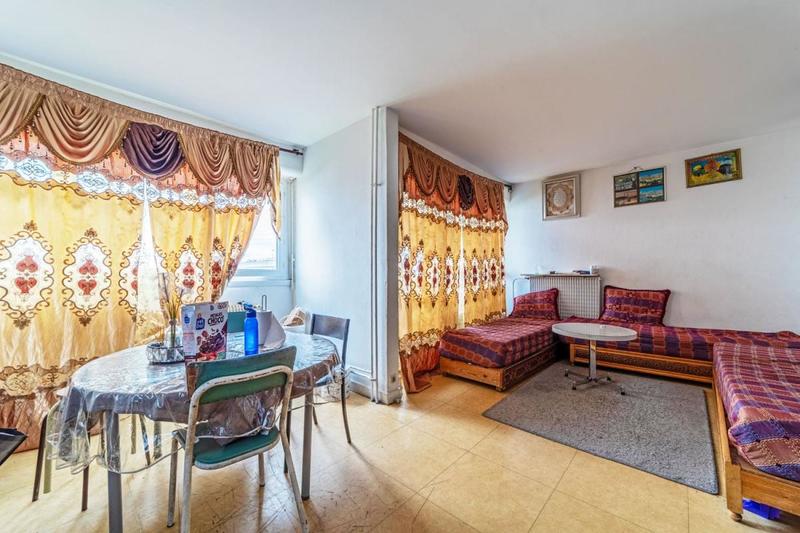 Appartement - 97 m² - 4 pièces