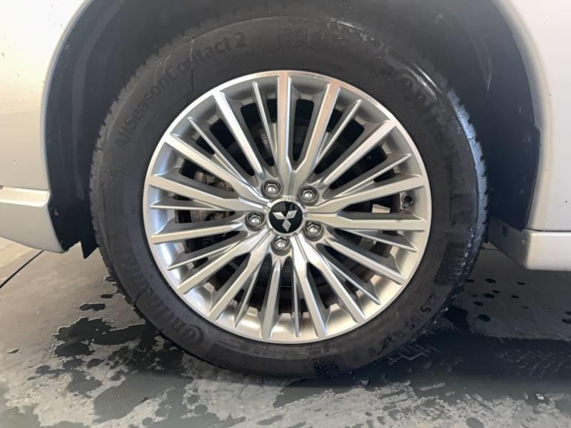 Mitsubishi Outlander 2.4l Phev Twin Motor 4wd Intense