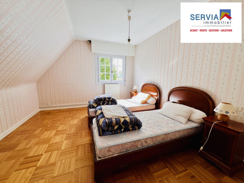 Maison - 316 m² - 12 pièces