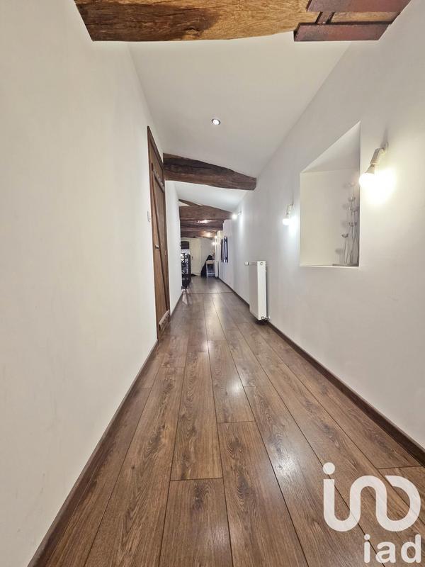 Maison - 270 m² - 10 pièces