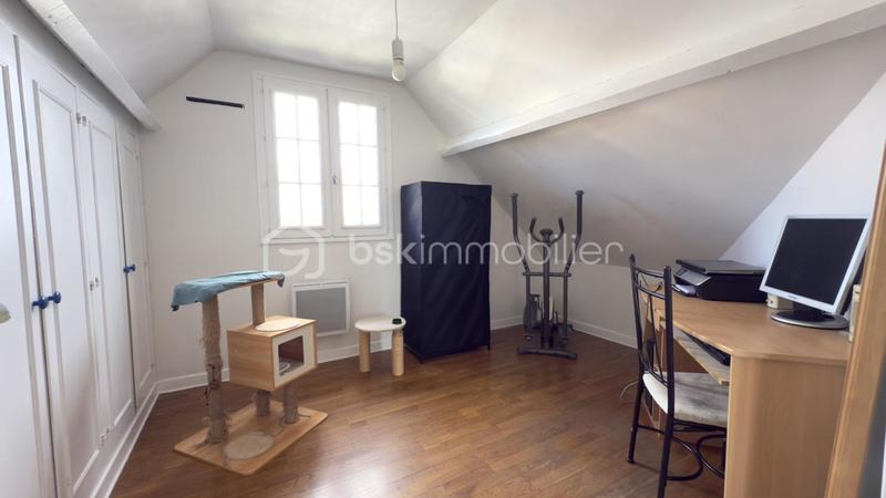 Pavillon - 90 m² - 6 pièces