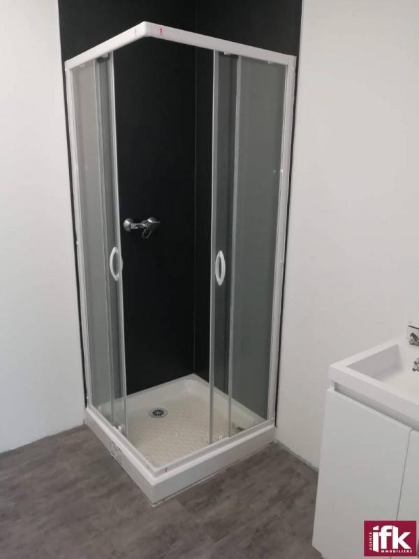 Local commercial - 150 m² - 7 pièces