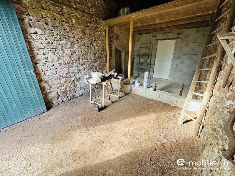 Maison - 110 m² - 4 pièces