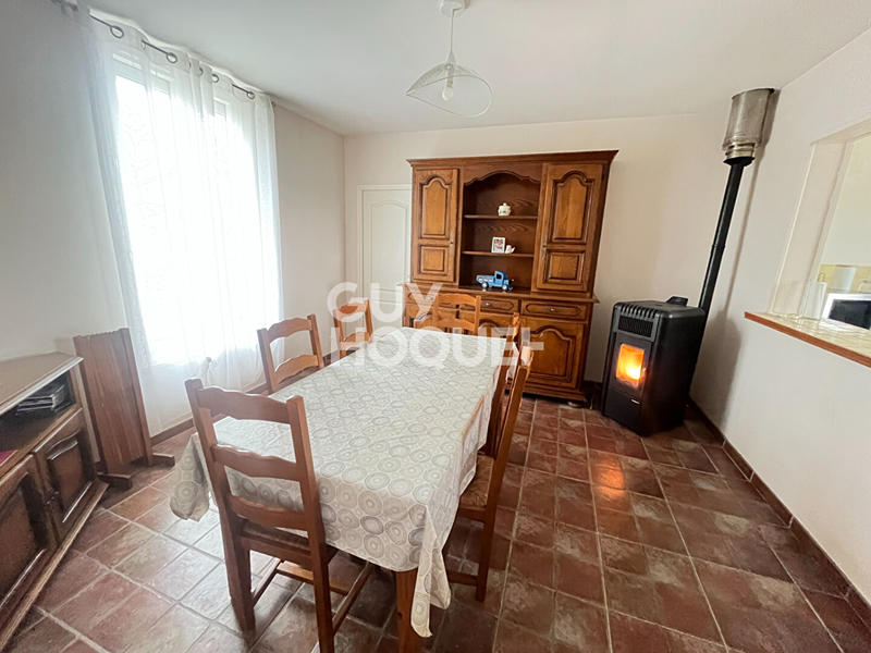 Maison - 91 m² - 5 pièces