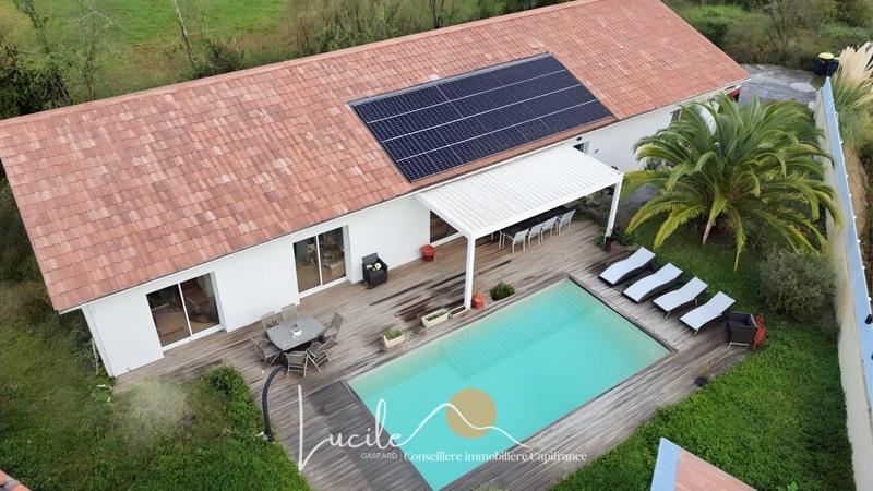 Maison - 184 m² - 6 pièces