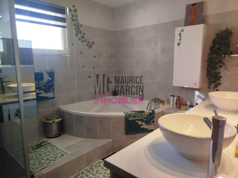 Maison - 181 m² - 4 pièces