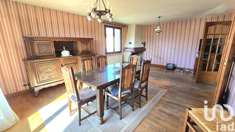 Maison - 170 m² - 9 pièces