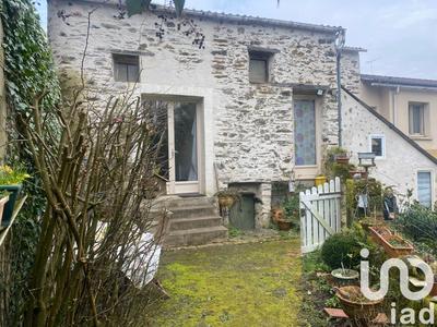 Maison de village - 101 m² - 6 pièces