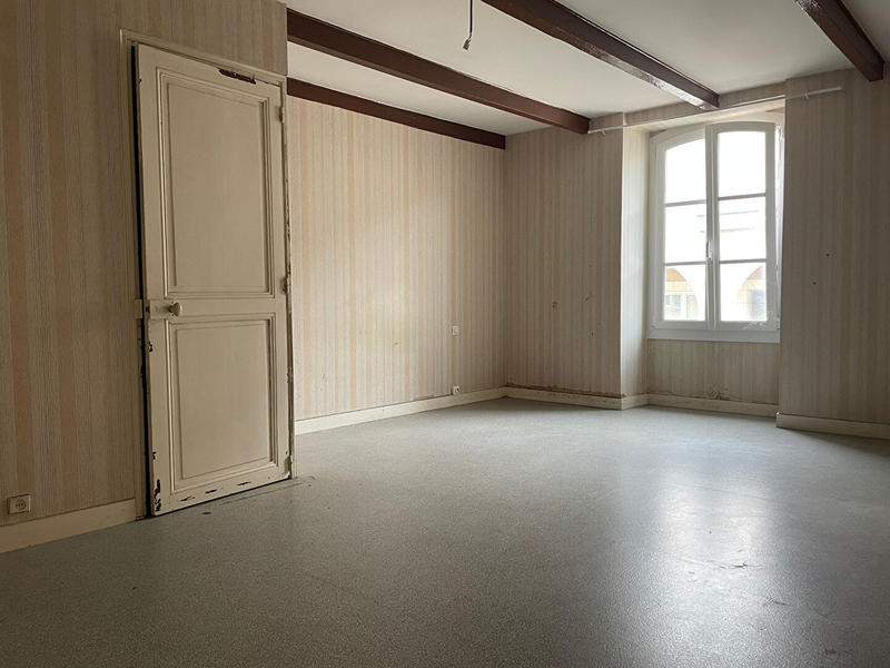 Immeuble - 9 pièces