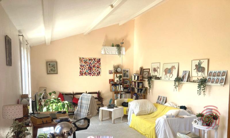 Maison - 105 m² - 4 pièces