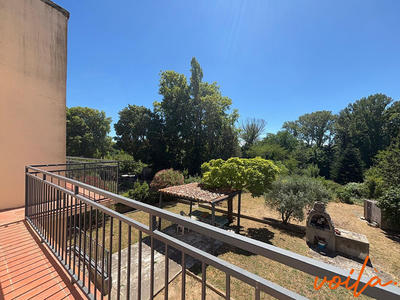 Immeuble - 9 pièces