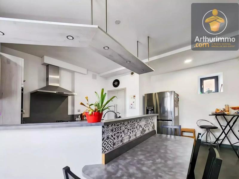 Maison - 166 m² - 5 pièces