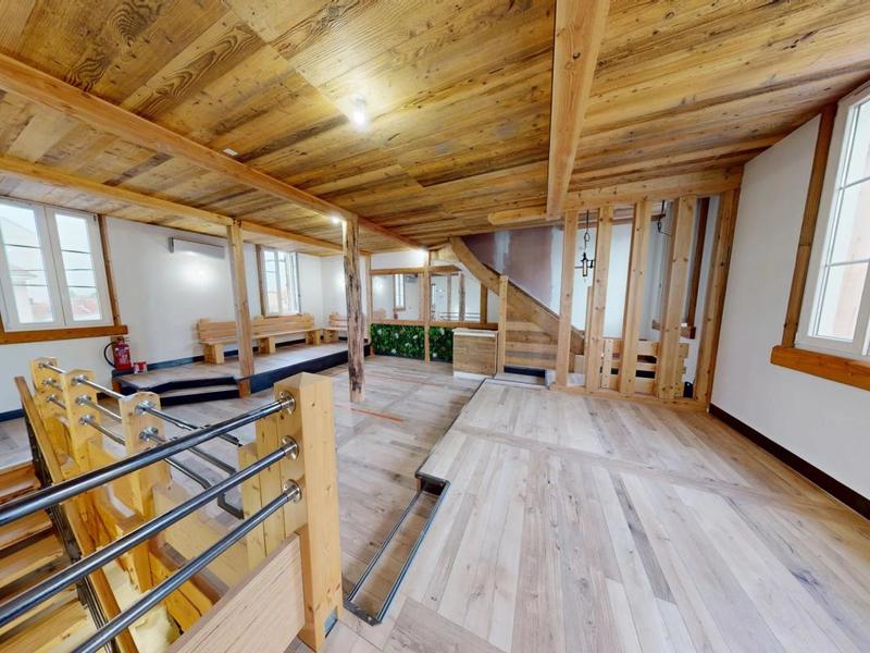 Local commercial - 100 m² - 5 pièces