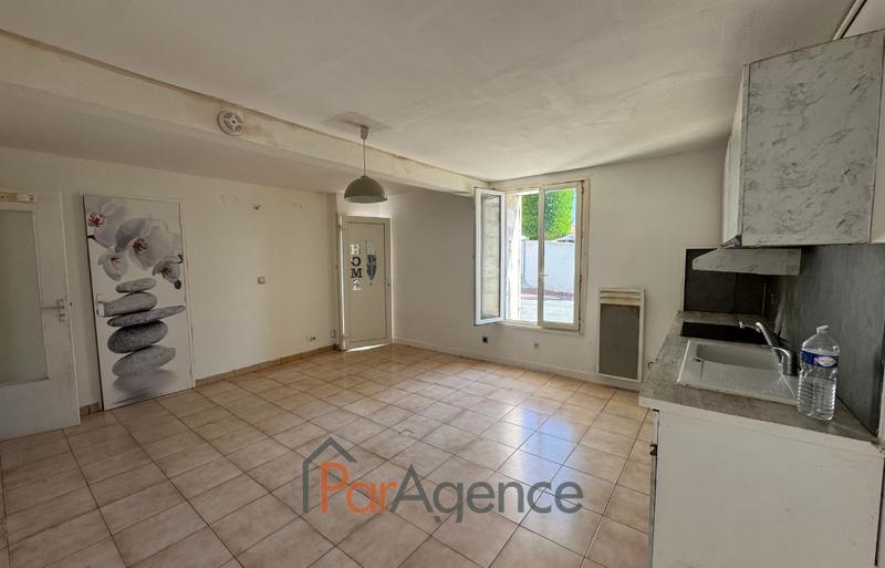 Maison - 169 m² - 9 pièces