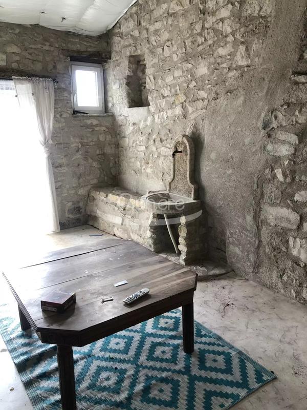 Maison de village - 155 m² - 10 pièces