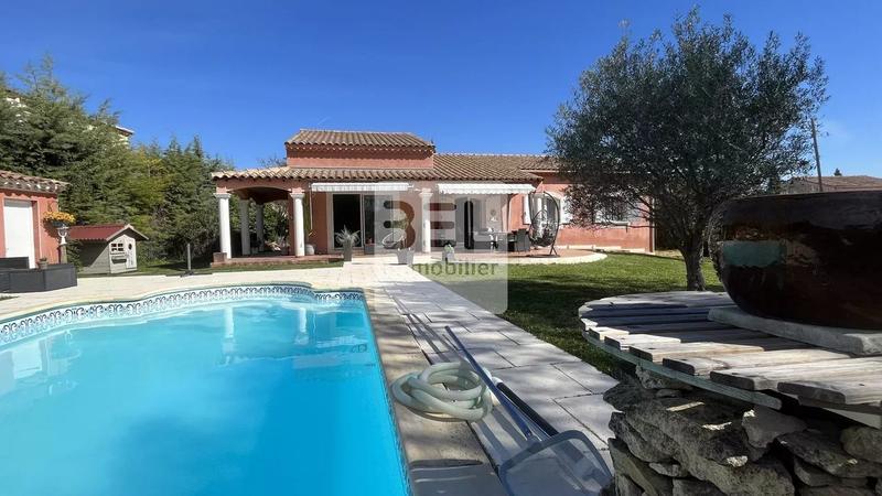 Villa - 145 m² - 5 pièces