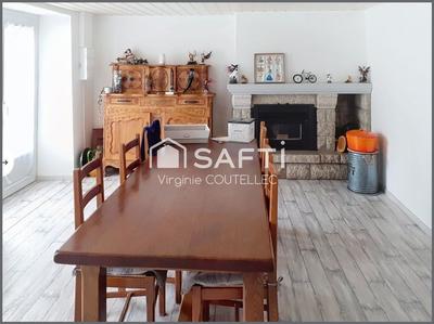 Maison - 94 m² - 5 pièces