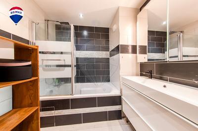 Appartement - 95 m² - 5 pièces