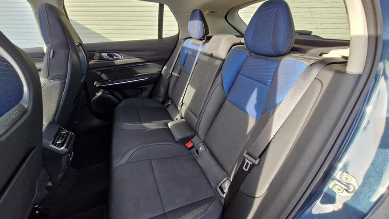 Lynk &amp; Co 01 1.5 Phev 261 Ch Dcth7